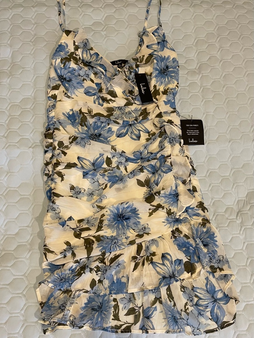 Lulu's NWT White and Blue Floral Ruffle Mini Dress | Size Medium